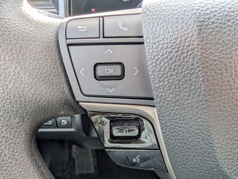 Certified 2025 Toyota Camry LE image 33