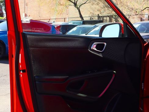 Used 2020 Kia Soul S image 36