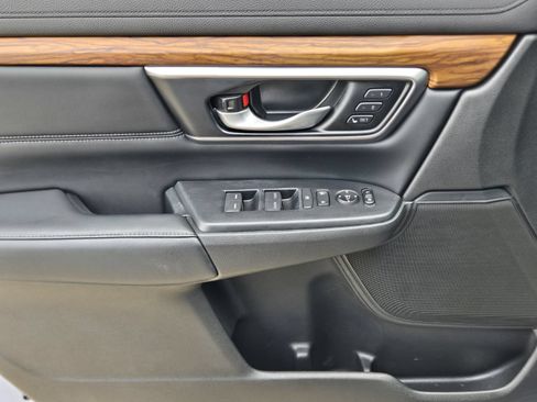 Used 2022 Honda CR-V Touring image 16