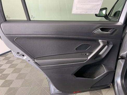 Used 2023 Volkswagen Tiguan S image 18