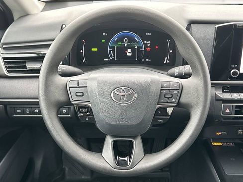 Certified 2025 Toyota Camry LE image 8