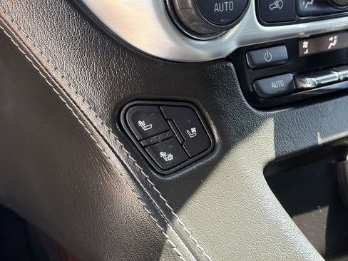Used 2019 GMC Yukon XL SLT RWD image 37