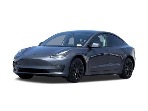 Used 2023 Tesla Model 3 Standard Range RWD image 2