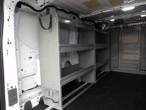 Used 2023 Ford Transit 250 Low Roof RWD image 42