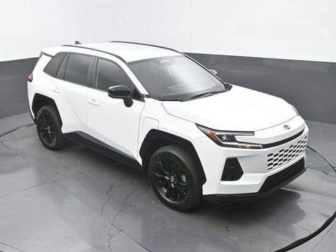 Used 2026 Toyota RAV4 SE AWD/4WD image 27
