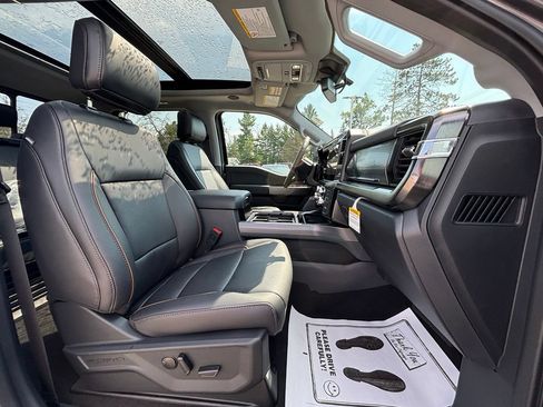 New 2026 Ford F350 Lariat w/ Black Appearance Package AWD/4WD image 18