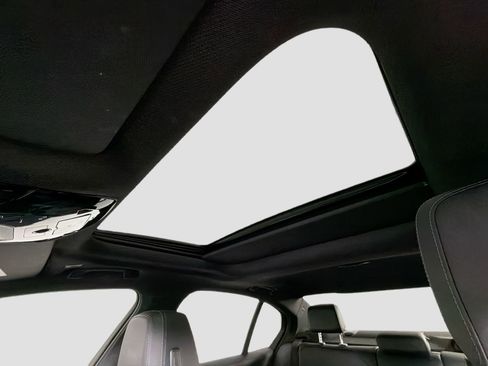 Certified 2025 BMW i5 eDrive40i w/ M Sport Package image 23