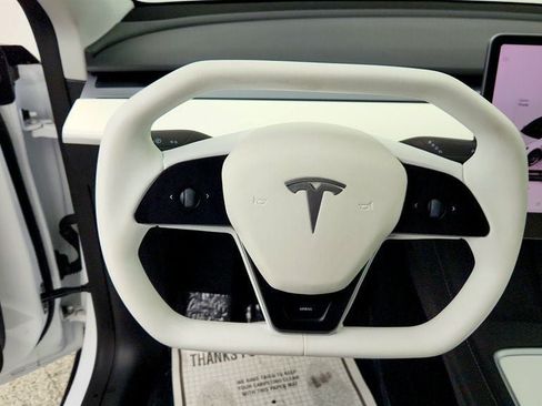 Used 2023 Tesla Model Y Long Range AWD/4WD image 12