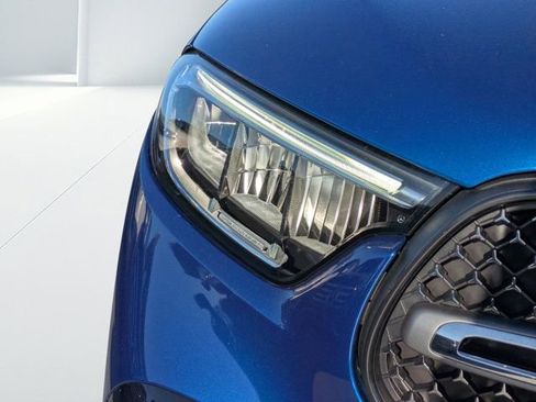 Used 2023 Mercedes-Benz GLC 300 w/ AMG Line image 8