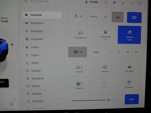 Used 2022 Tesla Model Y Performance image 25