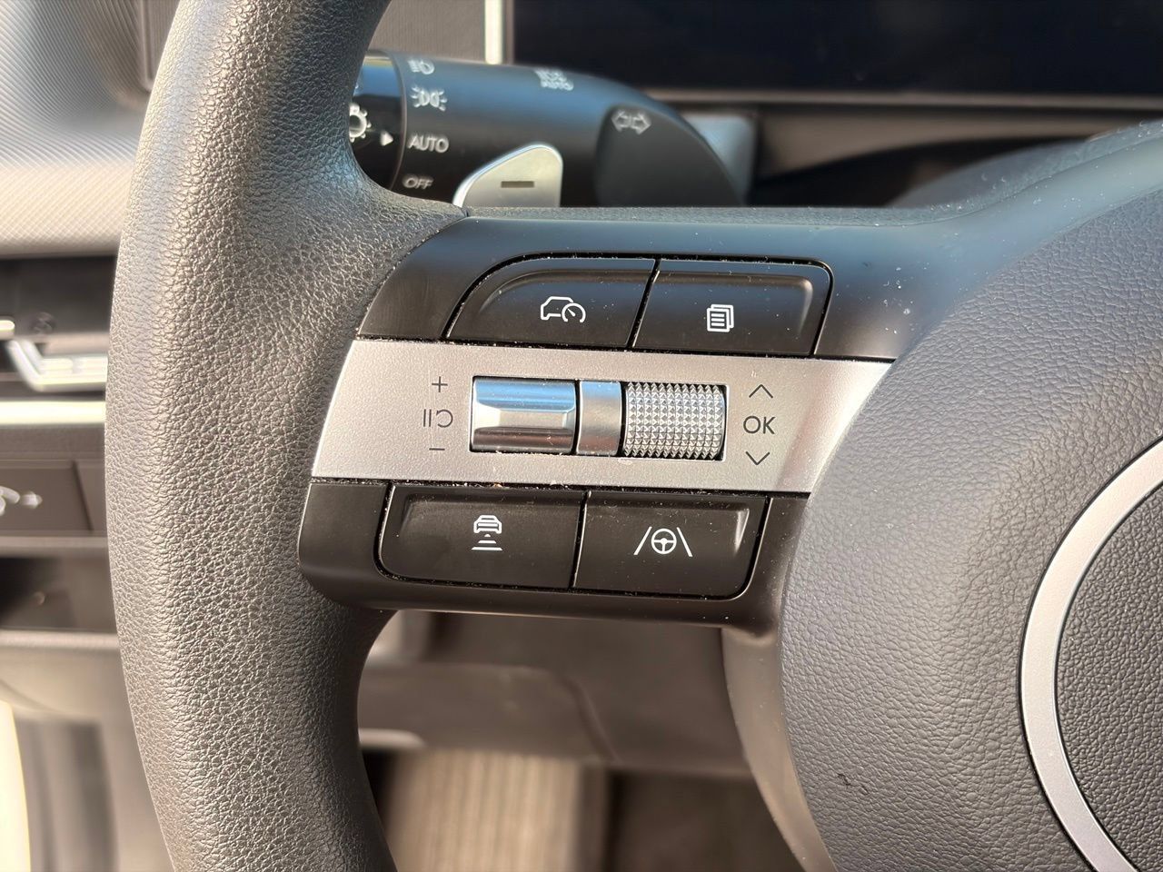 Used 2025 Hyundai Sonata SEL FWD image 30
