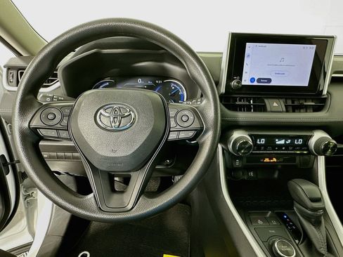 Used 2025 Toyota RAV4 XLE w/ Convenience Package AWD/4WD image 11