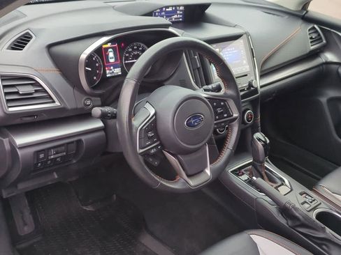 Used 2023 Subaru Crosstrek 2.5i Limited w/ Moonroof Package image 2