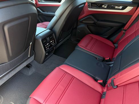 New 2026 Porsche Cayenne S AWD/4WD image 30