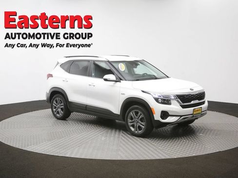 Used 2021 Kia Seltos S AWD/4WD image 47