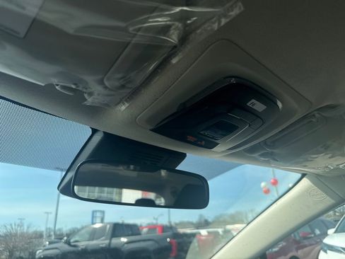 New 2026 Toyota Corolla LE image 31