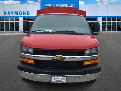 New 2026 Chevrolet Express 3500 w/ Power Convenience Package image 9