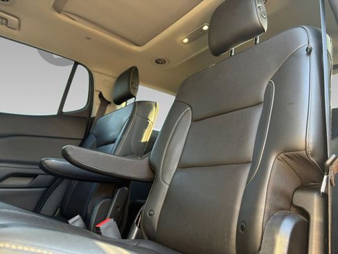 Used 2019 GMC Acadia SLT image 4