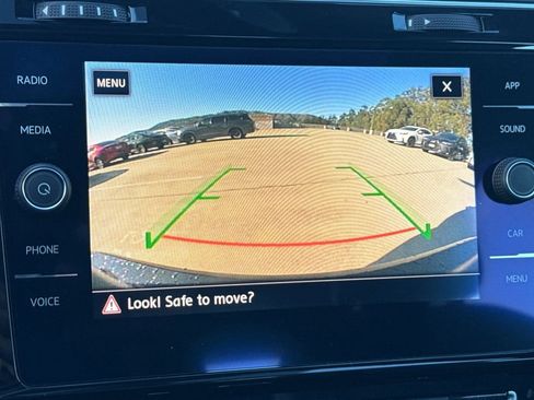 Used 2018 Volkswagen GTI SE w/ SE Leather Package image 24