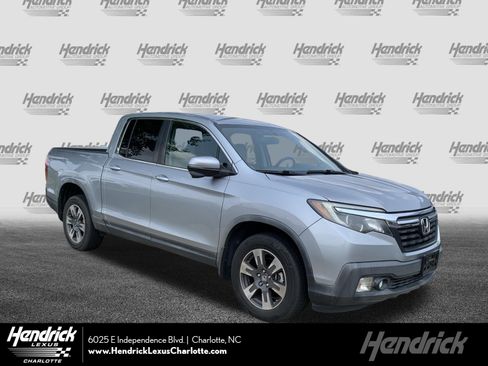Used 2018 Honda Ridgeline RTL-T image 1