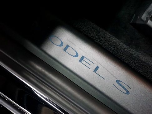 Used 2026 Tesla Model S AWD/4WD image 62