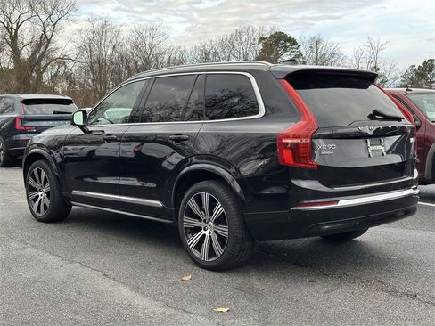 Used 2024 Volvo XC90 T8 Plus image 3