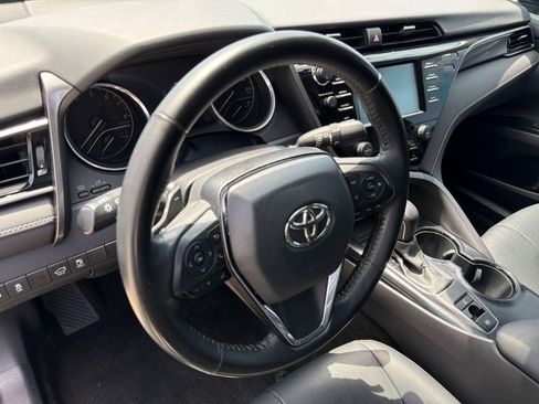 Used 2020 Toyota Camry SE AWD/4WD image 4