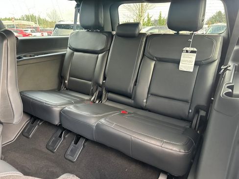 New 2025 Ford Expedition Max Platinum w/ Stealth Performance Package image 32