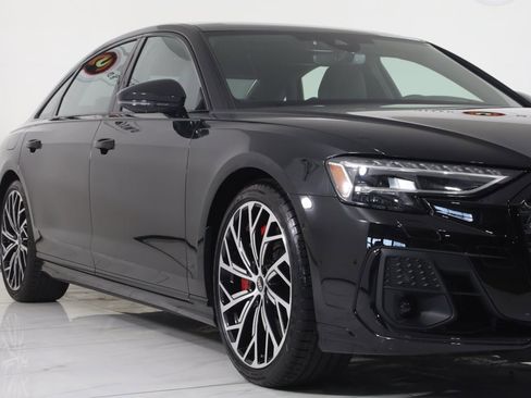 Used 2025 Audi S8 image 76