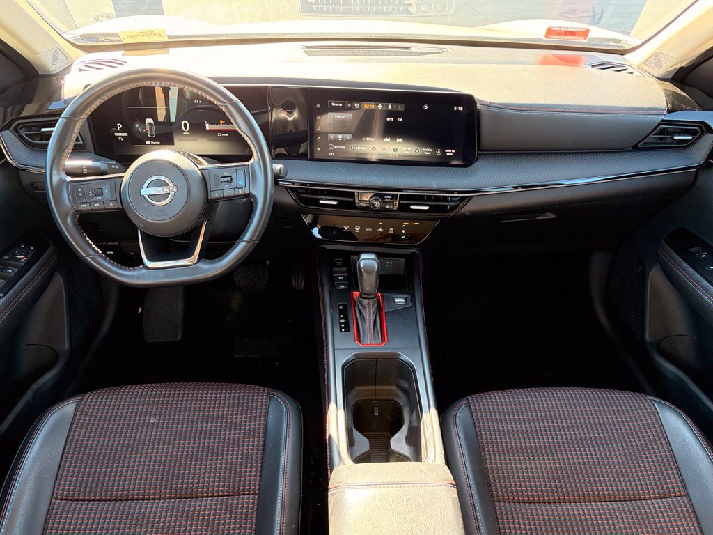 Used 2025 Nissan Kicks SR FWD image 14