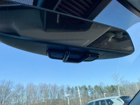 Used 2021 Nissan Kicks SV w/ Interior Electronics Package image 13