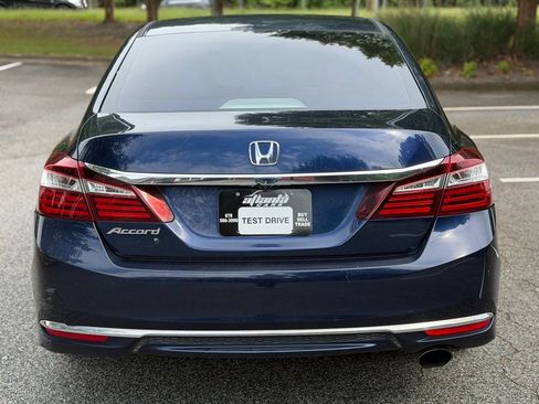 Used 2016 Honda Accord LX image 4