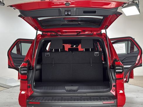 New 2026 Toyota 4Runner SR5 image 16