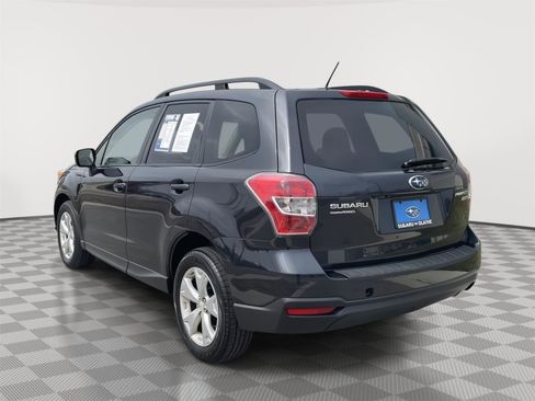 Used 2015 Subaru Forester 2.5i Premium AWD/4WD image 4