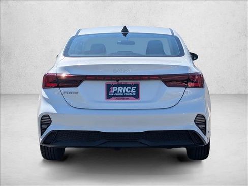 Used 2023 Kia Forte LXS w/ LXS Technology Package FWD image 7