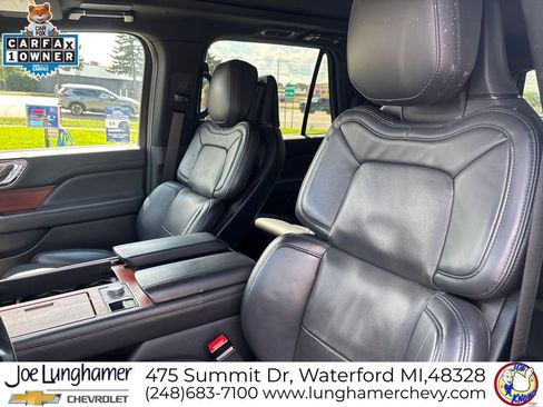 Used 2023 Lincoln Navigator Reserve AWD/4WD image 14