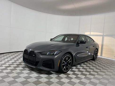 Used 2025 BMW 440i xDrive w/ Premium Package image 3