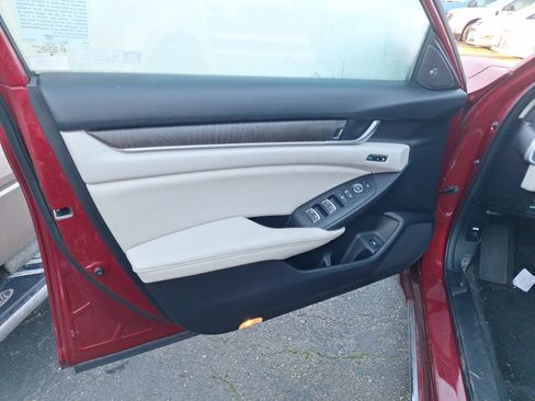 Used 2021 Honda Accord EX-L image 9