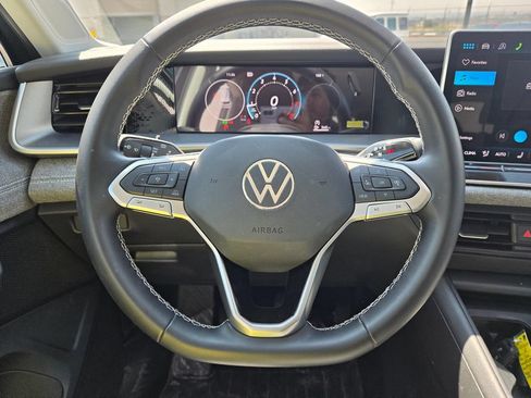 Certified 2026 Volkswagen Tiguan S FWD image 10