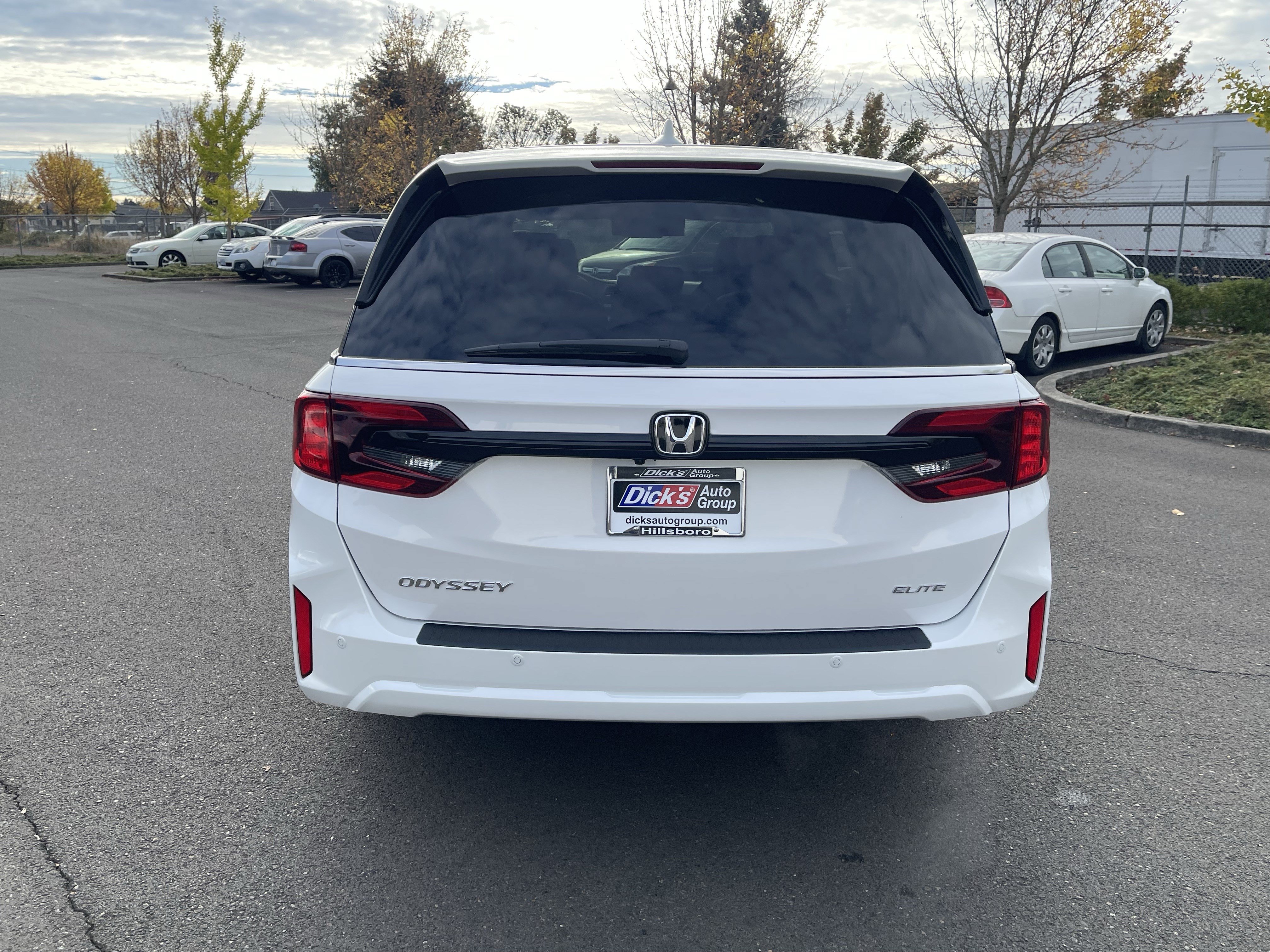 New 2027 Honda Odyssey Elite image 4