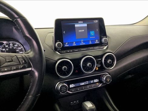 Used 2021 Nissan Sentra SV image 9