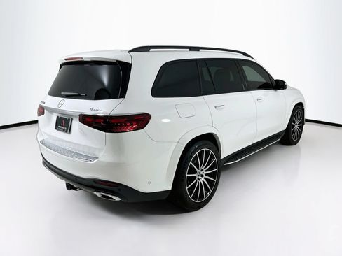 Used 2024 Mercedes-Benz GLS 450 4MATIC image 8
