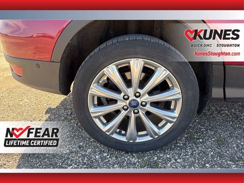 Used 2018 Ford Escape Titanium w/ Ford Safe & Smart Package AWD/4WD image 14