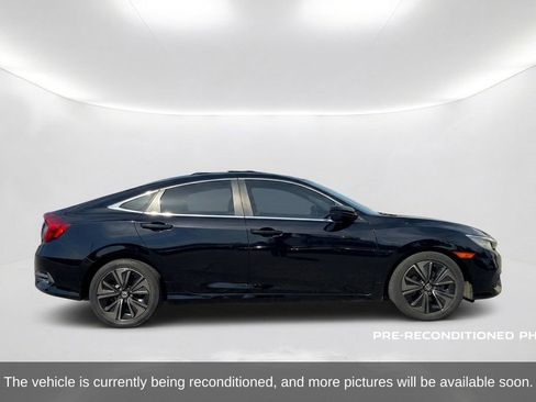 Used 2018 Honda Civic LX image 4