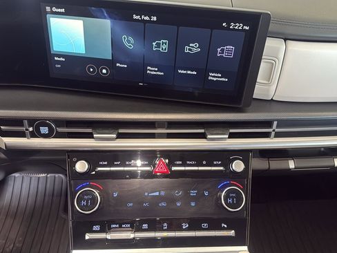 Used 2025 Hyundai Santa Fe SEL image 12