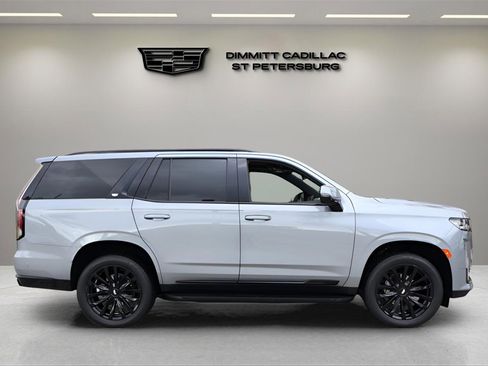 Used 2023 Cadillac Escalade Premium Luxury image 6