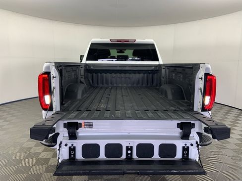 Used 2021 GMC Sierra 2500 AT4 w/ Gooseneck/5TH Wheel Package image 10