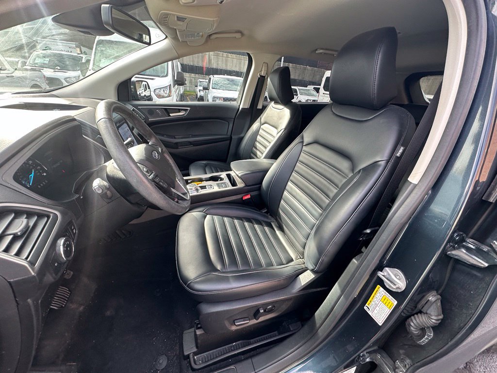 Certified 2023 Ford Edge SEL w/ Convenience Package AWD/4WD image 9