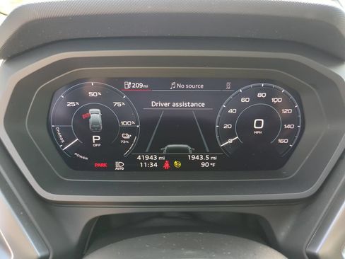 Used 2023 Audi Q4 e-tron Premium w/ Convenience Package RWD image 31