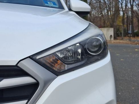 Used 2017 Hyundai Tucson SE image 30